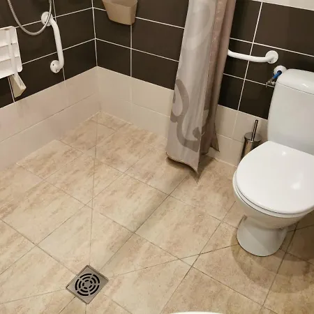 Les Oliviers, Avec Terrasse Apartamento Beaucaire (Gard)